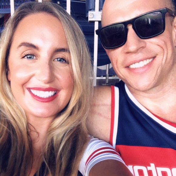 Meet your Posher, Alanna - Picture 1 of 2